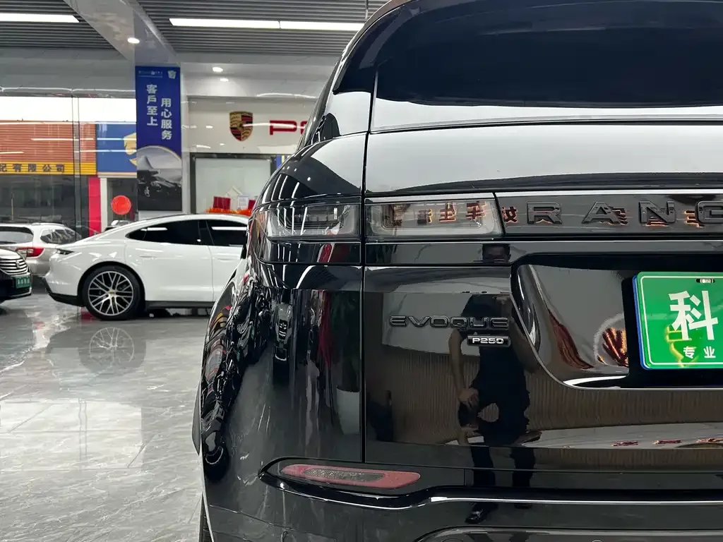 Land Rover Evoque — фото 3
