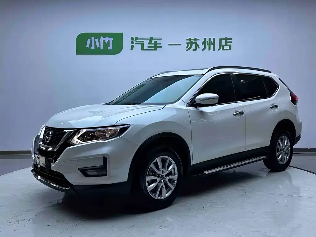 Nissan X-Trail — фото 1