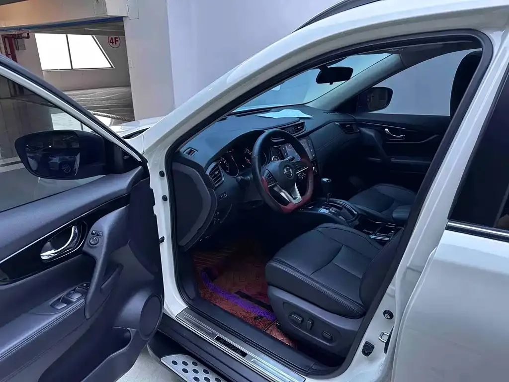 Nissan X-Trail — фото 10