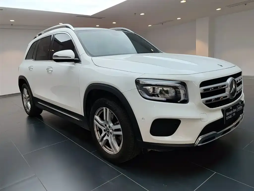Mercedes-Benz GLB — фото 4