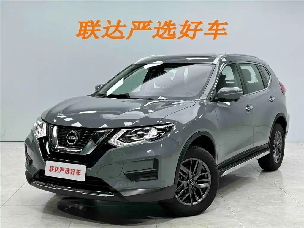 Nissan X-Trail — фото 1