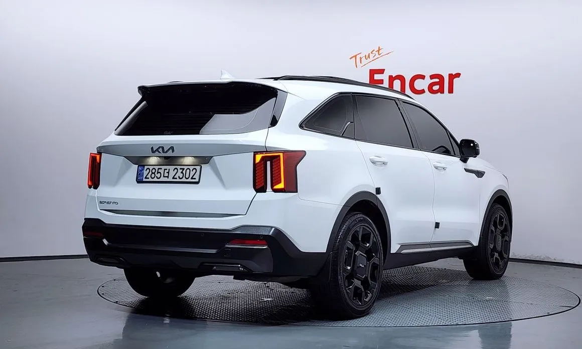 Kia Sorento — фото 5