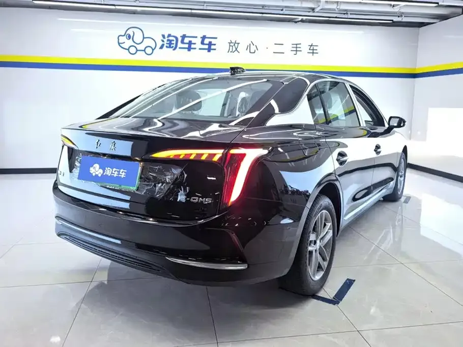 Hongqi E-QM5 — фото 9