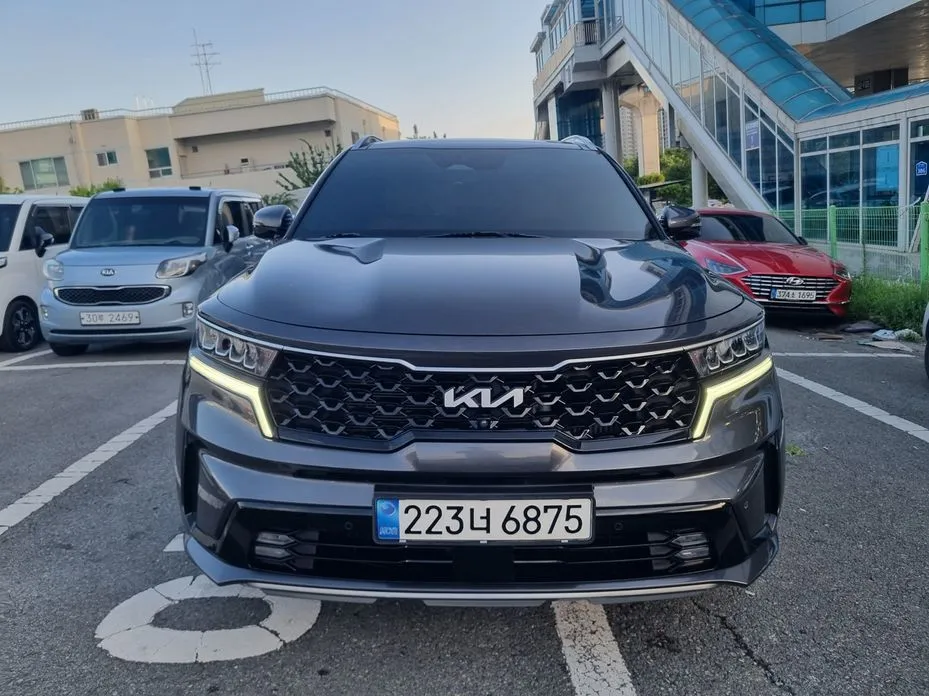 Kia Sorento — фото 8