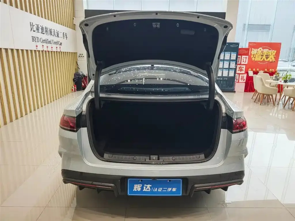 BYD Qin L — фото 3