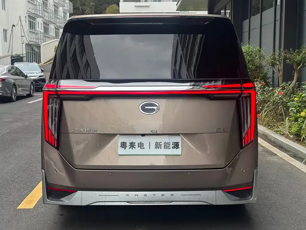 GAC Motor Trumpchi E9 — фото 9