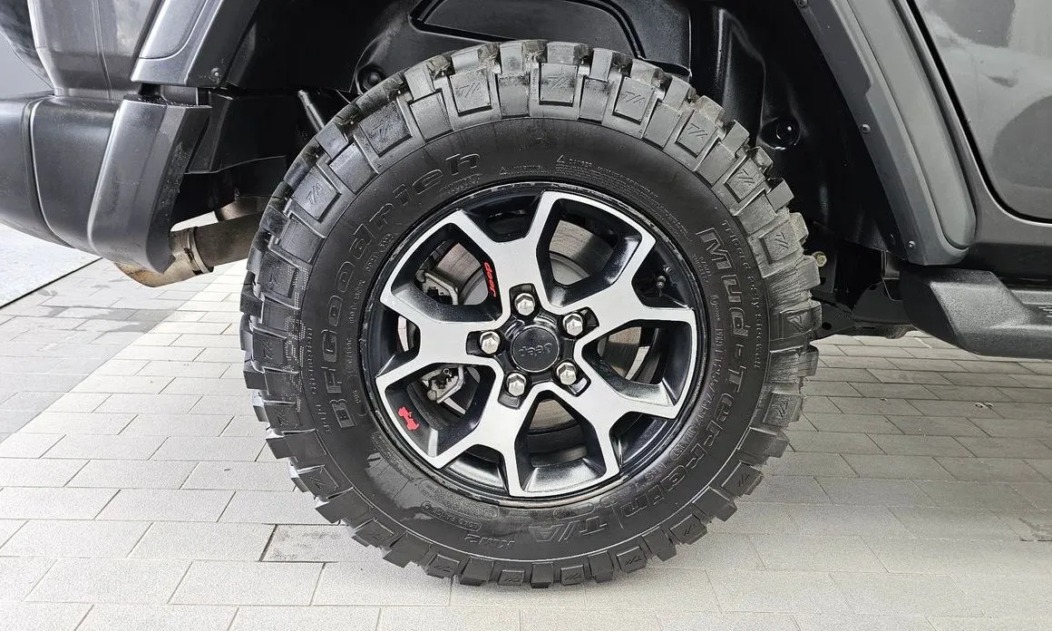 Jeep Wrangler — фото 5