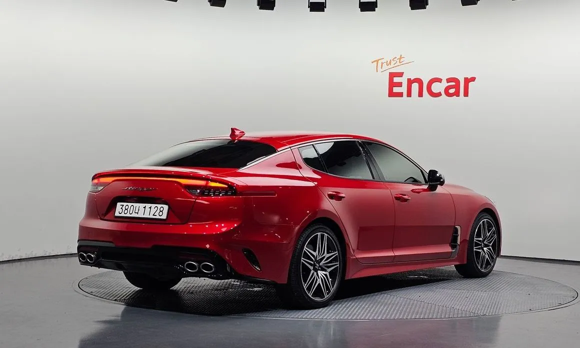 Kia Stinger — фото 10
