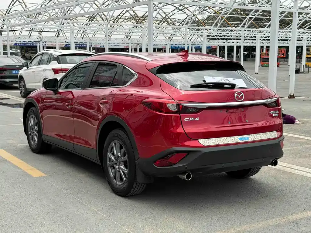 Mazda CX-4 — фото 8