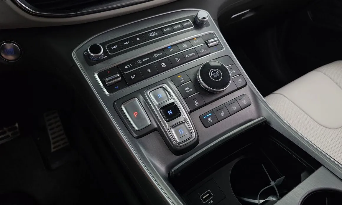 Hyundai Santafe — фото 3