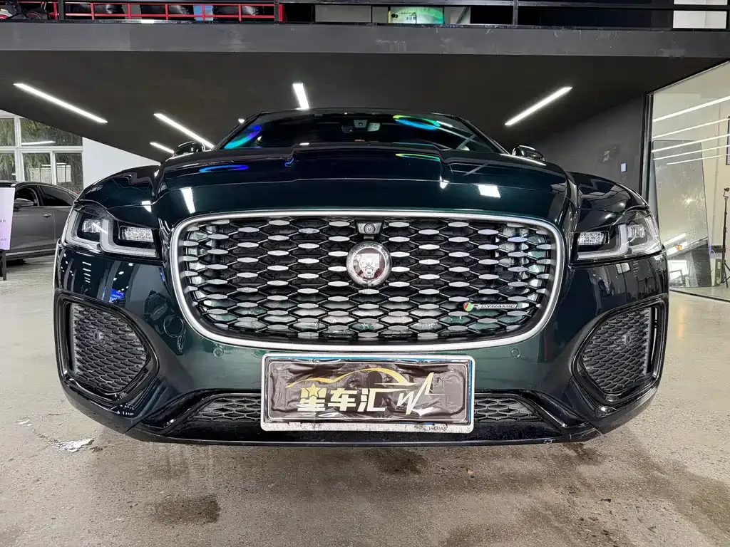 Jaguar XFL — фото 10