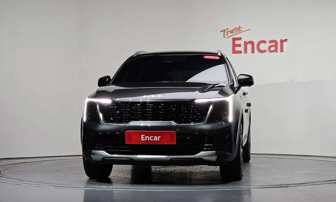Kia Sorento — фото 10