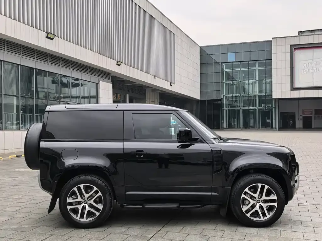 Land Rover Defender — фото 4