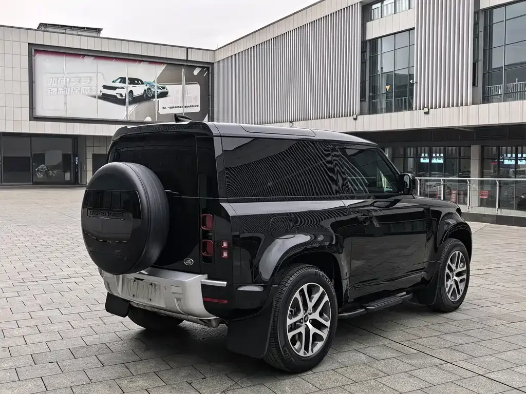 Land Rover Defender — фото 8