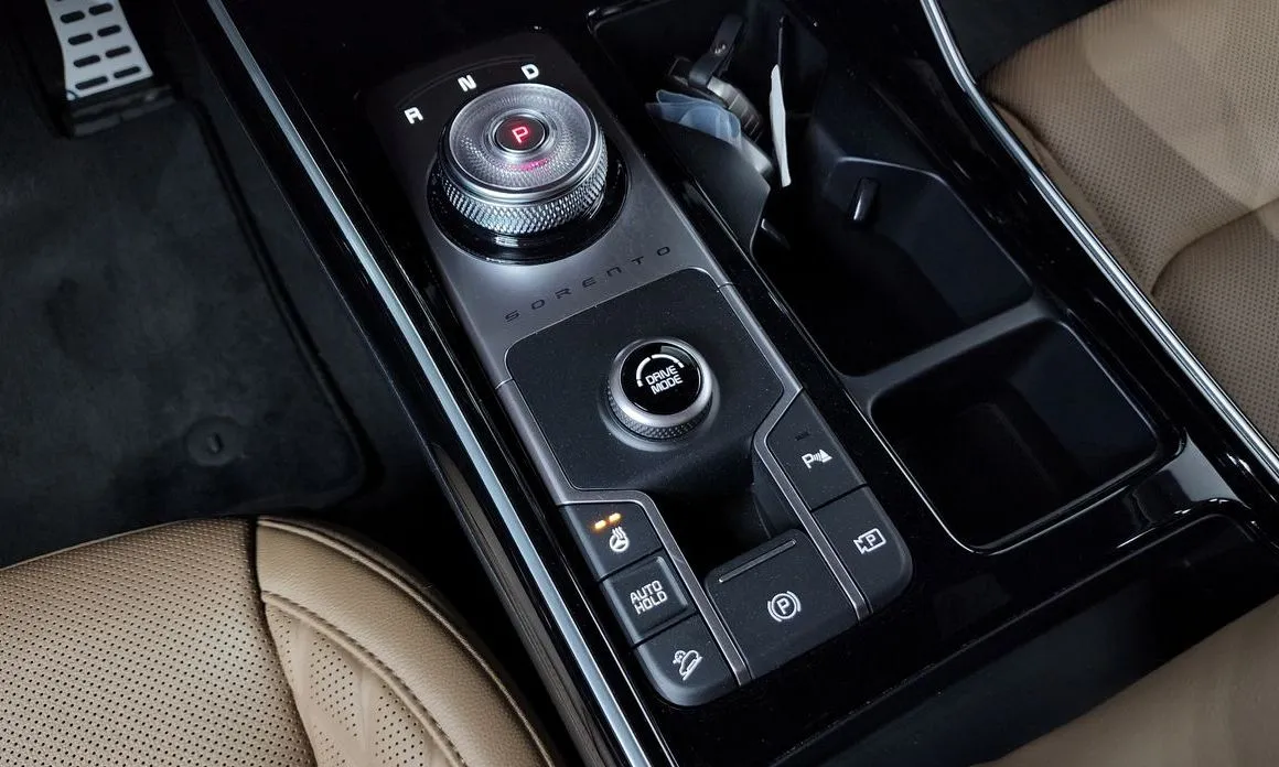 Kia Sorento — фото 3