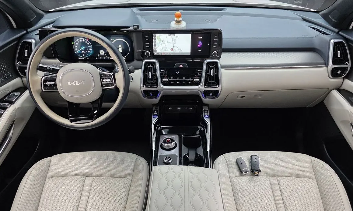 Kia Sorento — фото 8
