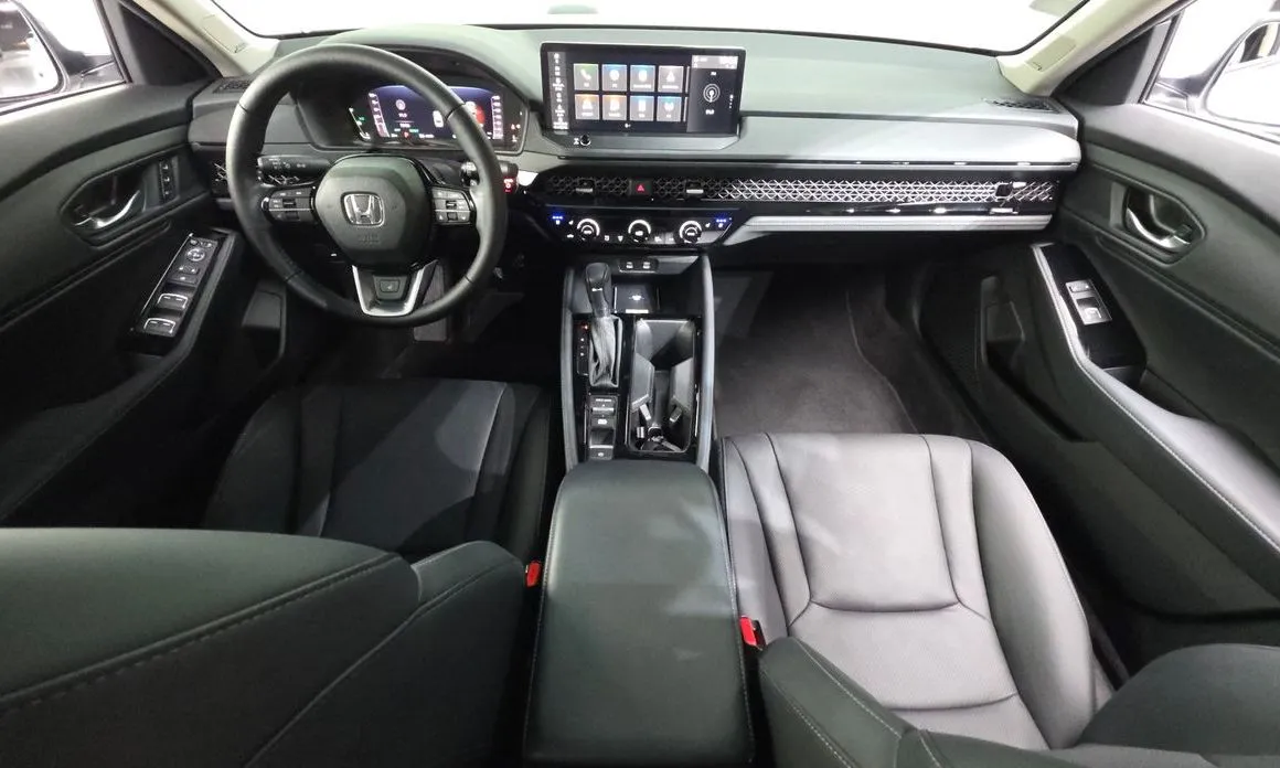 Honda Accord — фото 4