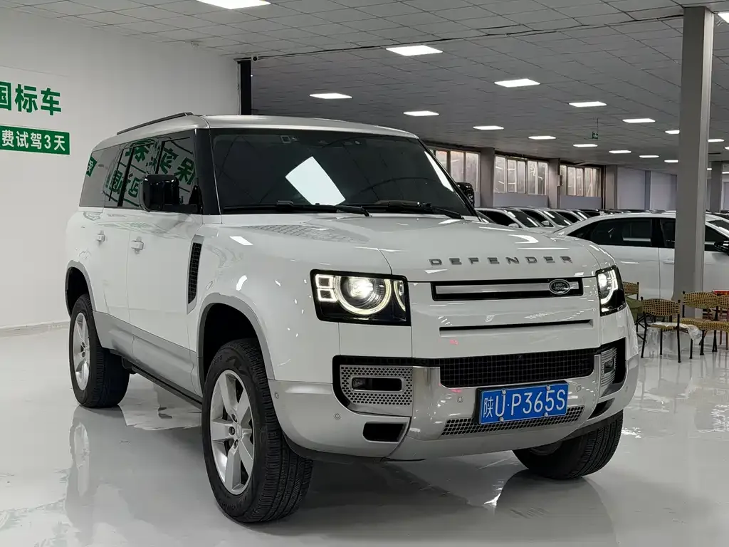 Land Rover Defender — фото 2
