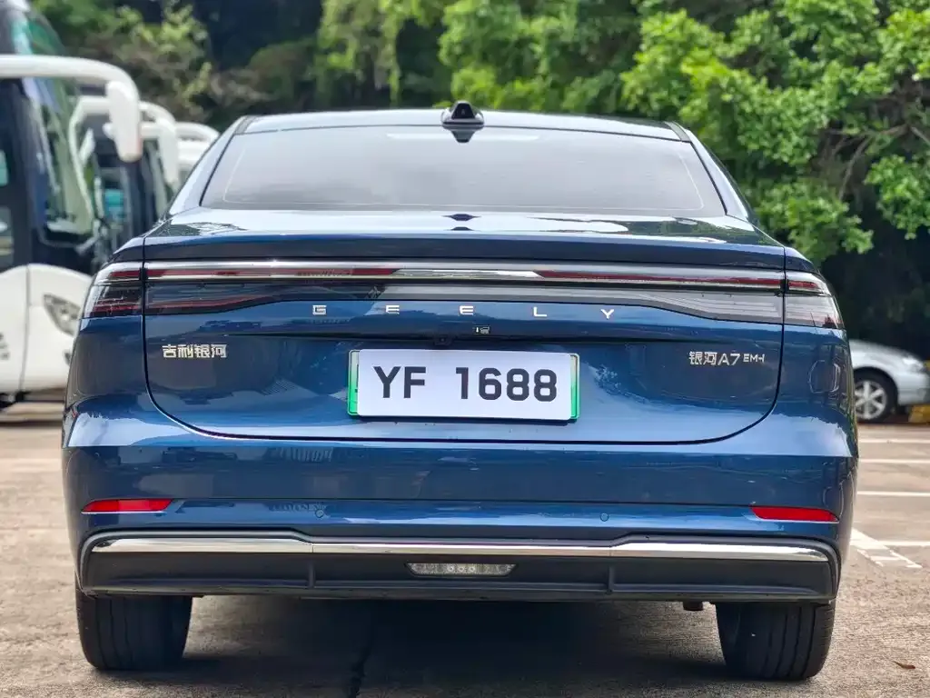 Geely 银河A7 EM — фото 10