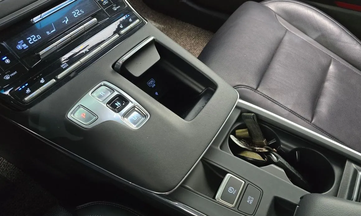 Hyundai Grandeur — фото 10