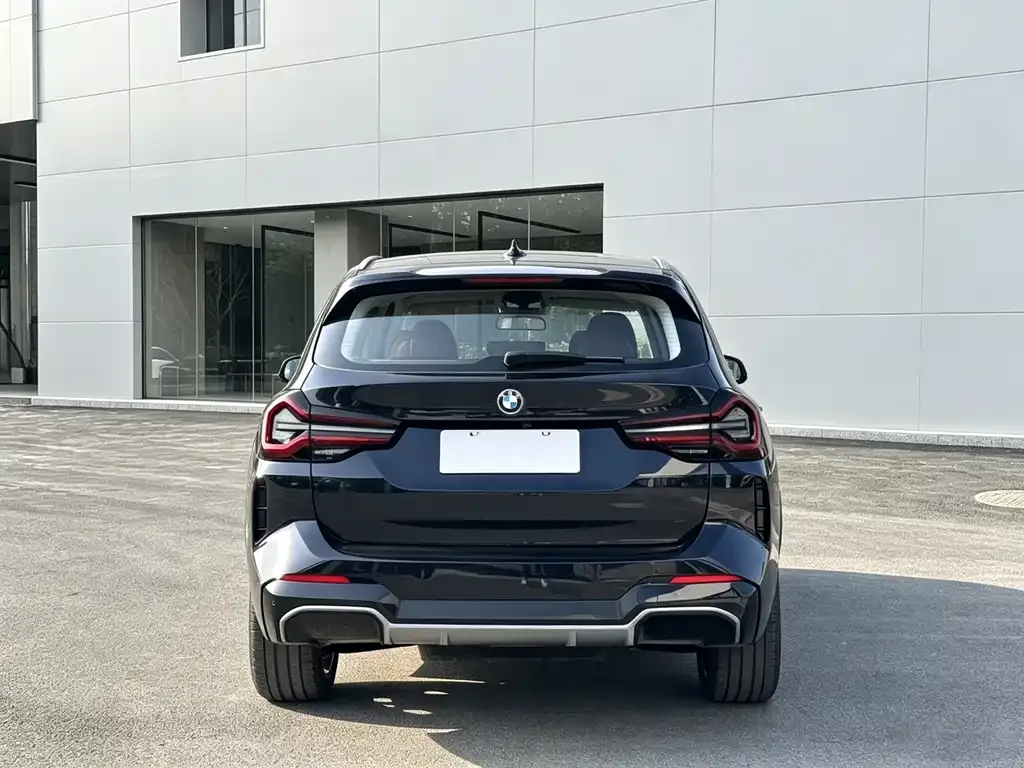 BMW iX3 2023 из CN, фото 7