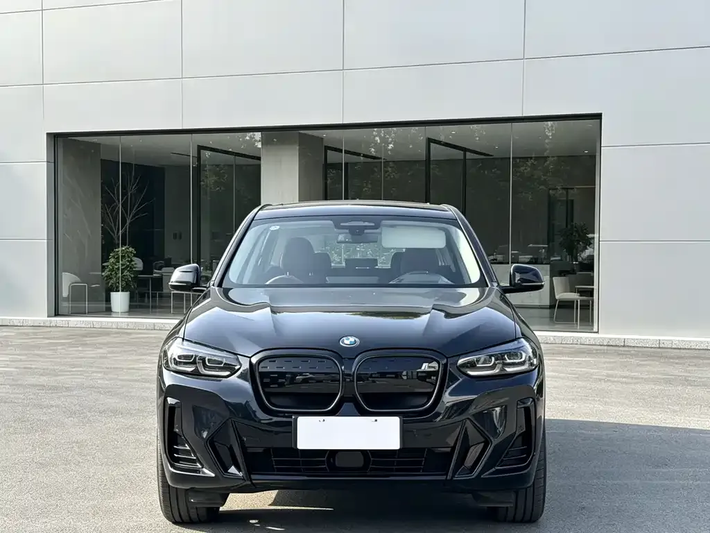BMW iX3 2023 из CN, фото 8