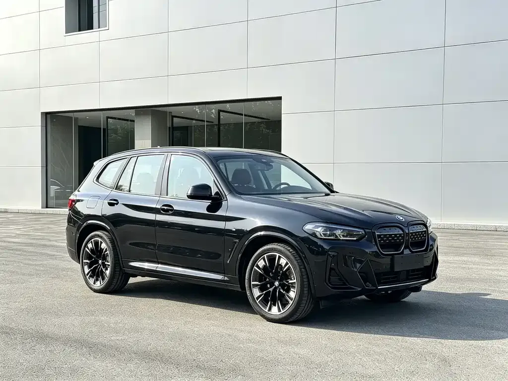 BMW iX3 2023 из CN, фото 5