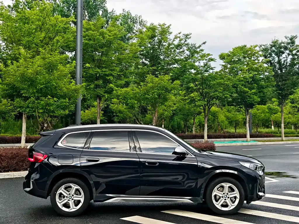 BMW X1 — фото 9