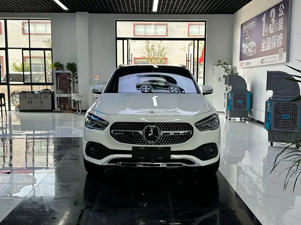 Mercedes-Benz GLA — фото 7