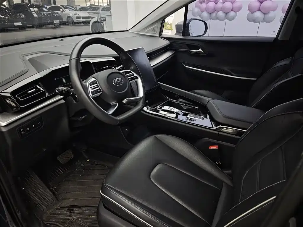 Hyundai Custo — фото 9