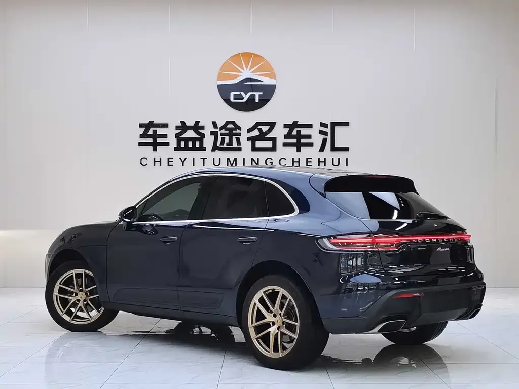 Porsche Macan — фото 10
