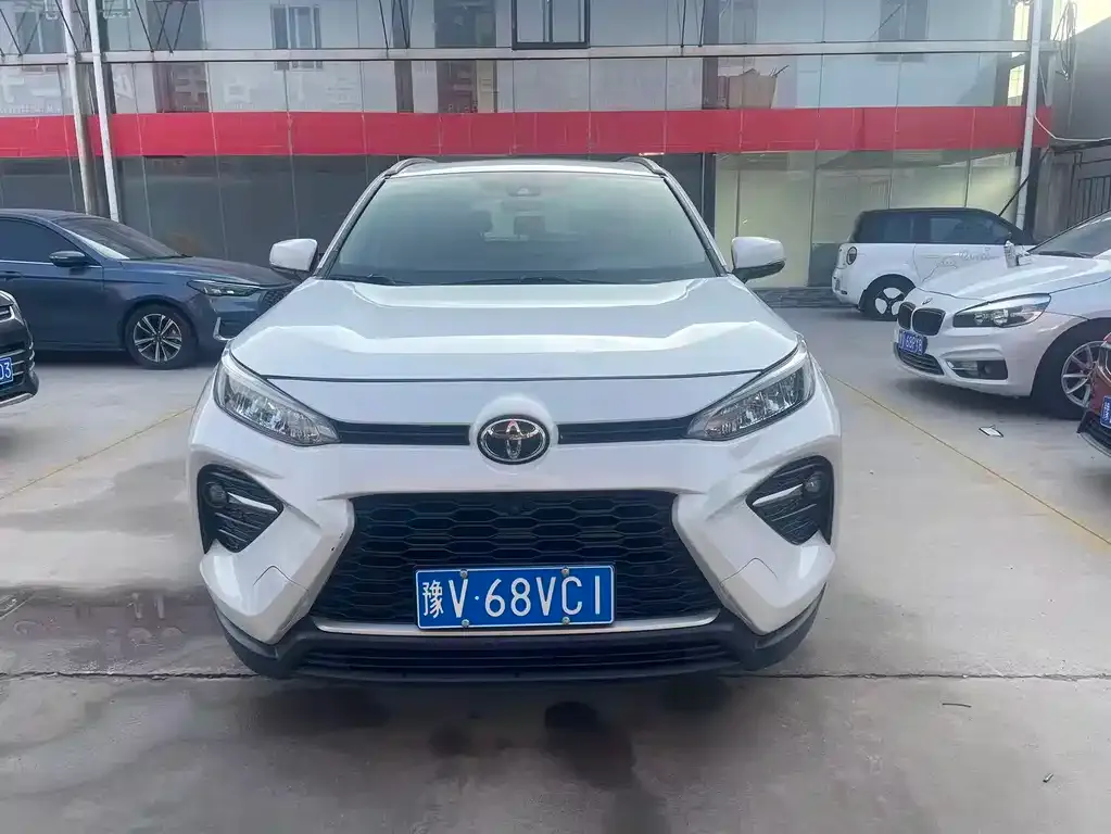 Toyota Wildlander — фото 2