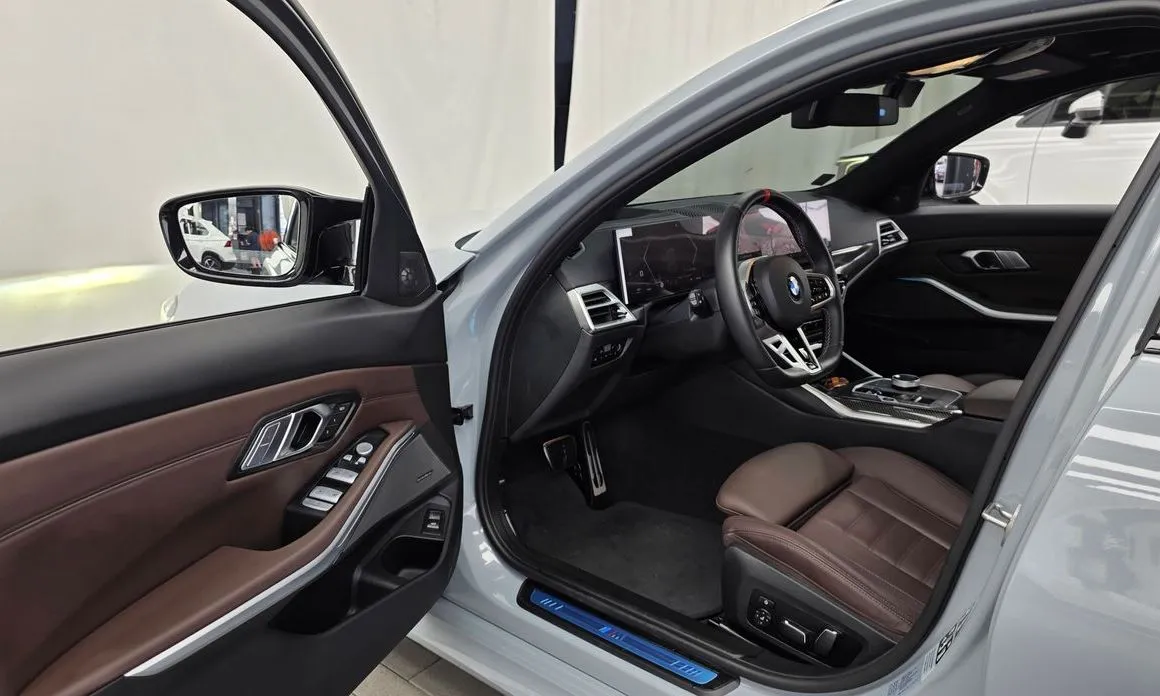 BMW 3-Series 2025 из KR, фото 8