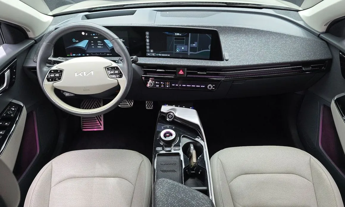 Kia EV6 — фото 8