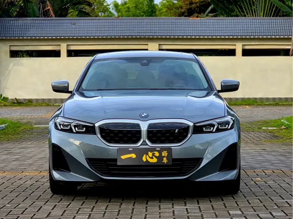 BMW i3 — фото 5