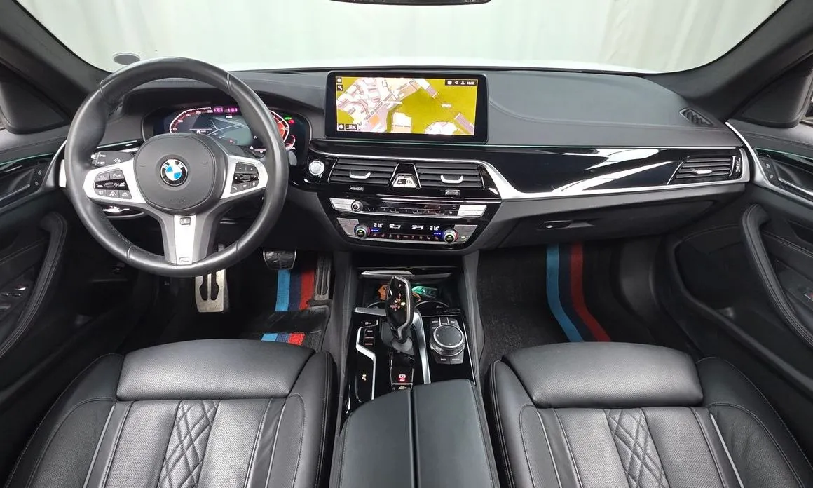 BMW 5-Series 2021 из KR, фото 10