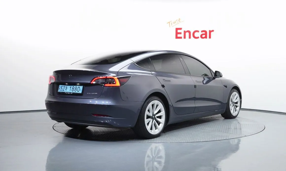 Tesla Model 3 2021 из KR, фото 2