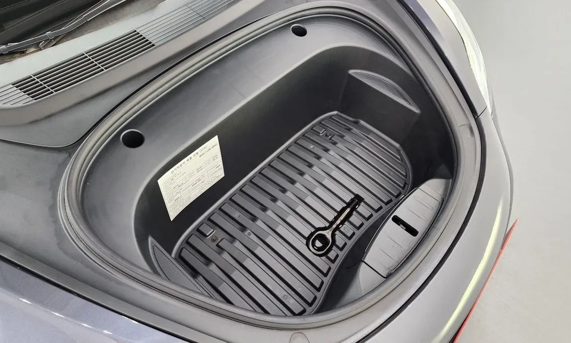 Tesla Model 3 2021 из KR, фото 10