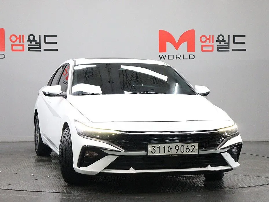 Hyundai AVANTE — фото 4
