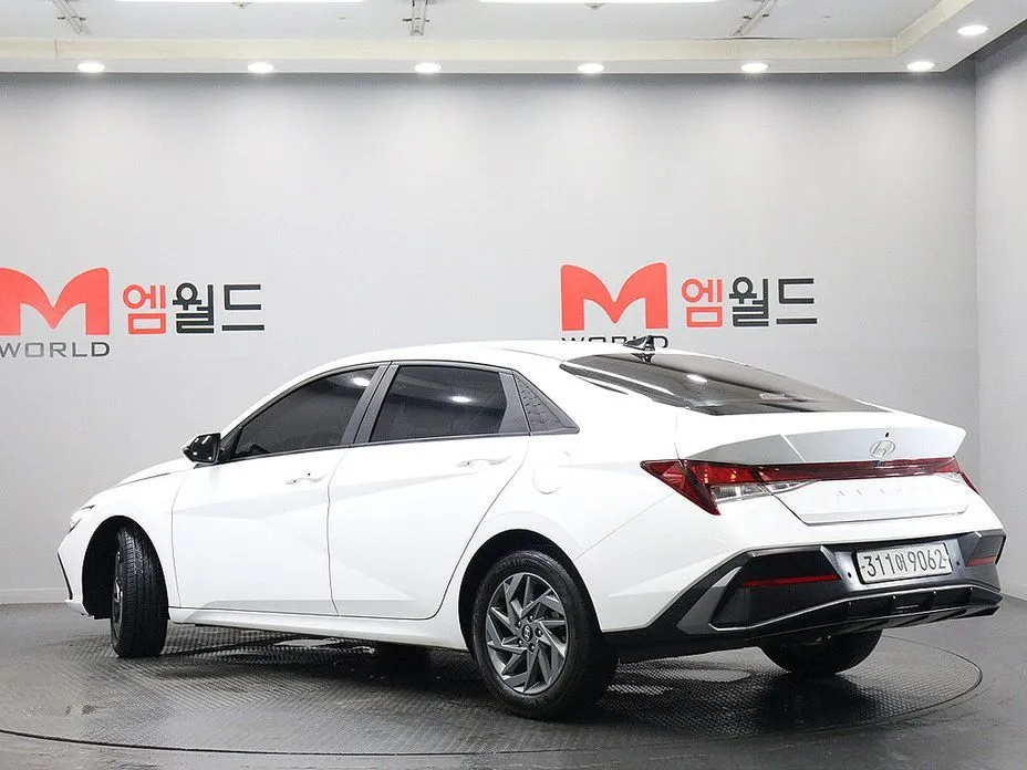 Hyundai AVANTE — фото 8