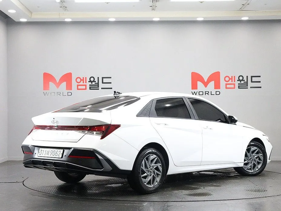 Hyundai AVANTE — фото 5