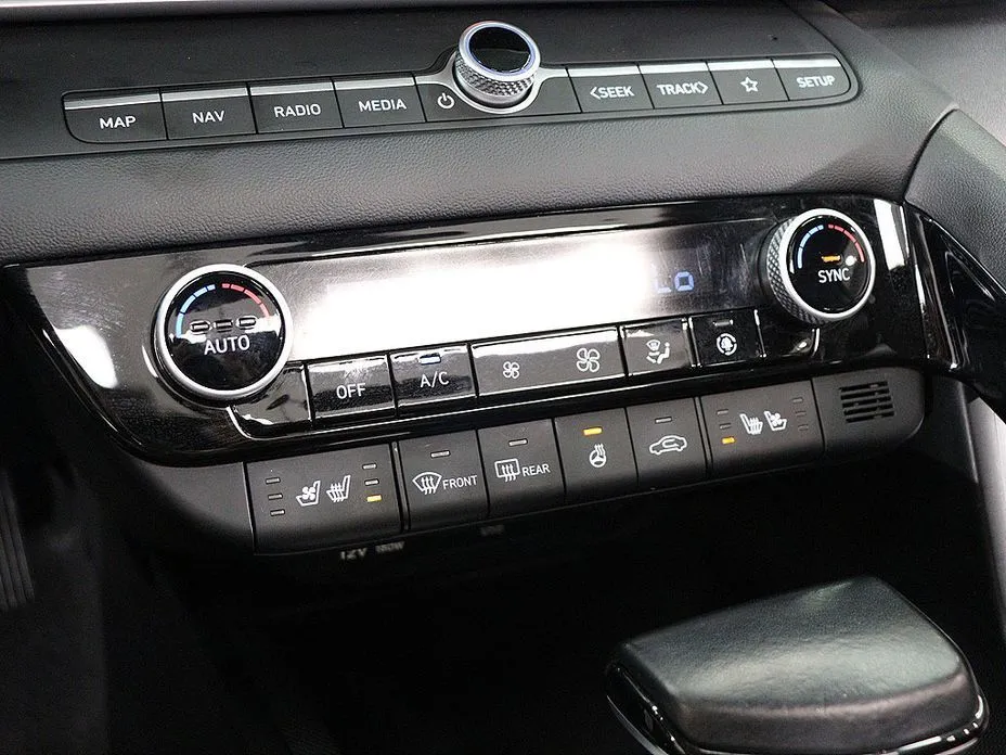 Hyundai AVANTE — фото 3