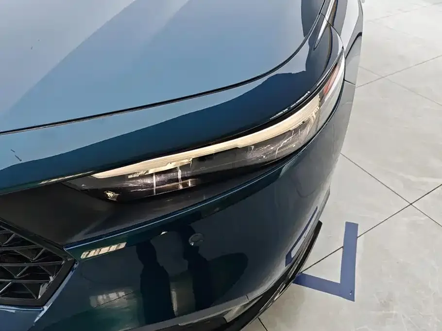 Honda Accord — фото 4