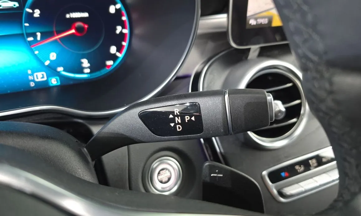 Mercedes-Benz C-Class 2021 из KR, фото 2