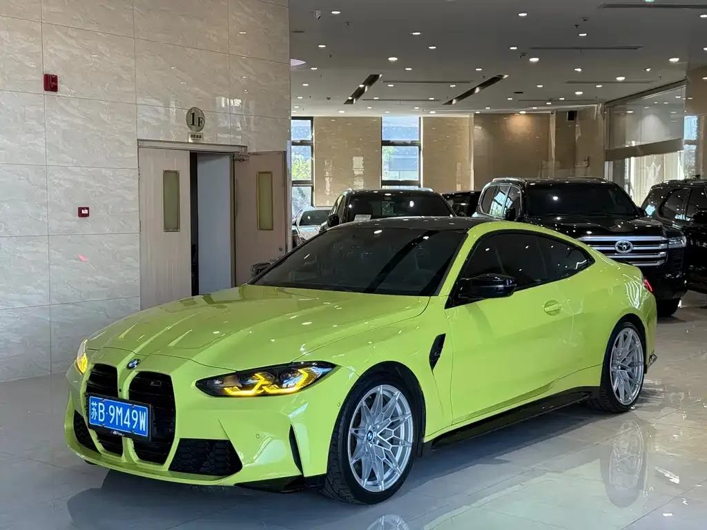 BMW M4 — фото 1