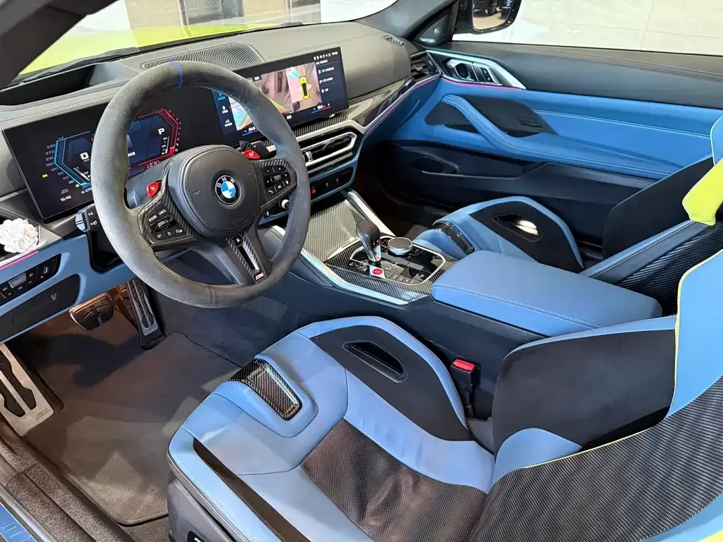 BMW M4 — фото 9
