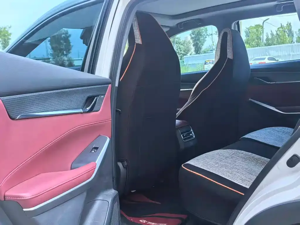 Changan CS75PLUS — фото 10