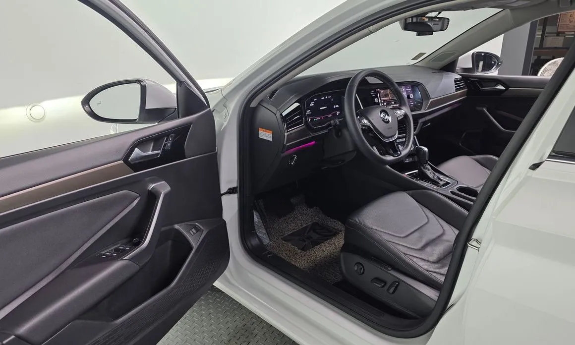 Volkswagen Jetta 2021 из KR, фото 8