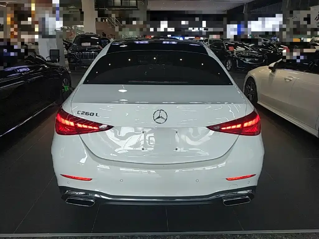 Mercedes-Benz C-Class — фото 10