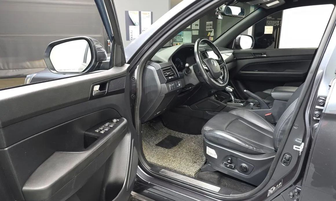 KG Mobility (Ssangyong) Rexton — фото 8